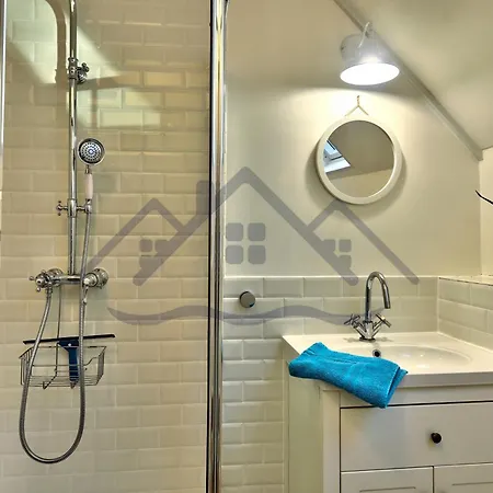Localise - M4 - Ty Gwenn - La Maison A La Pointe De Lechiagat - Acces A Deux Pas D'une Terrasse Vue Privative - Wifi Inclus - Draps Inclus - Animaux Bienvenus * Tréffiagat